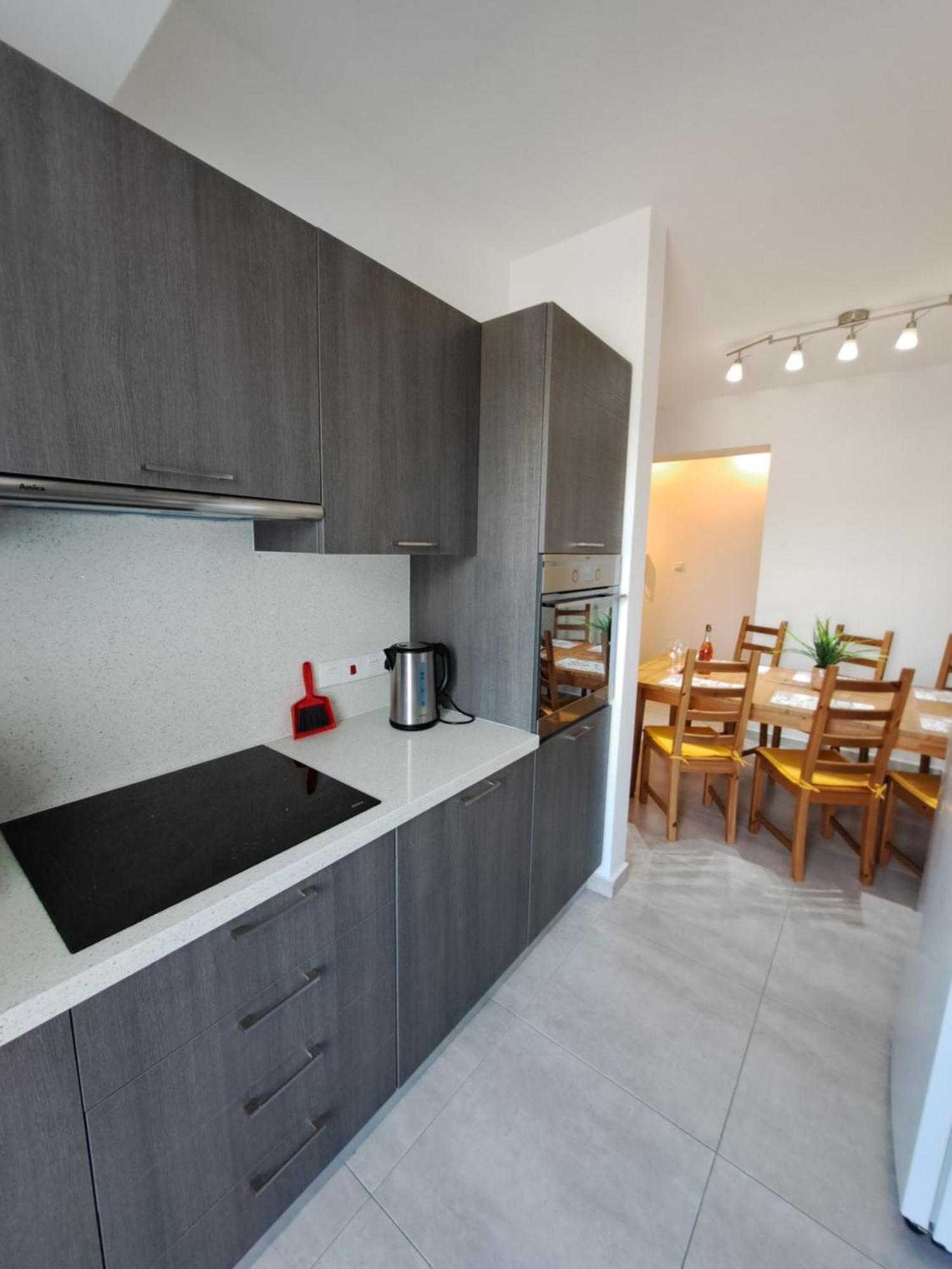 Albert'S Apartment St Lazarus 402 B - First Floor Larnaca Zewnętrze zdjęcie