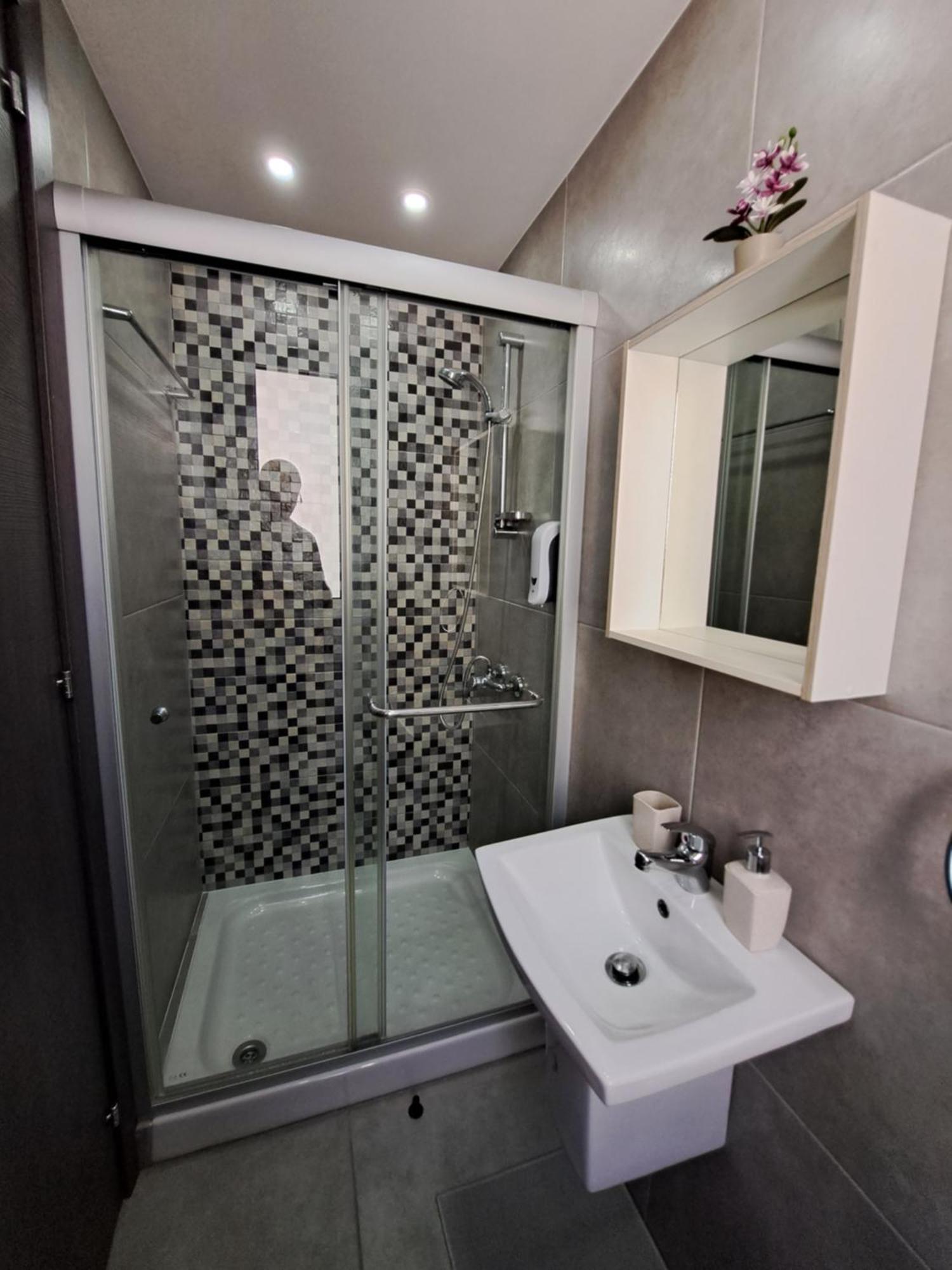 Albert'S Apartment St Lazarus 402 B - First Floor Larnaca Zewnętrze zdjęcie