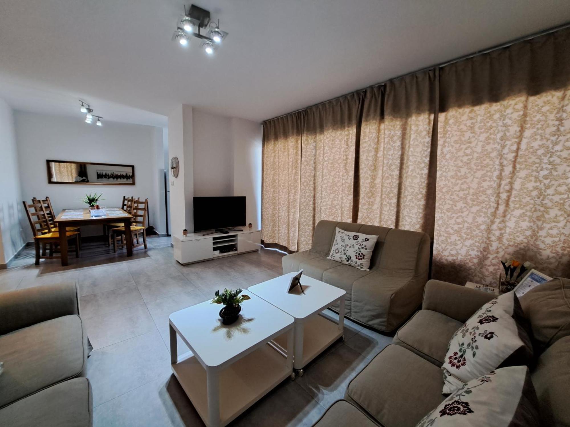 Albert'S Apartment St Lazarus 402 B - First Floor Larnaca Zewnętrze zdjęcie